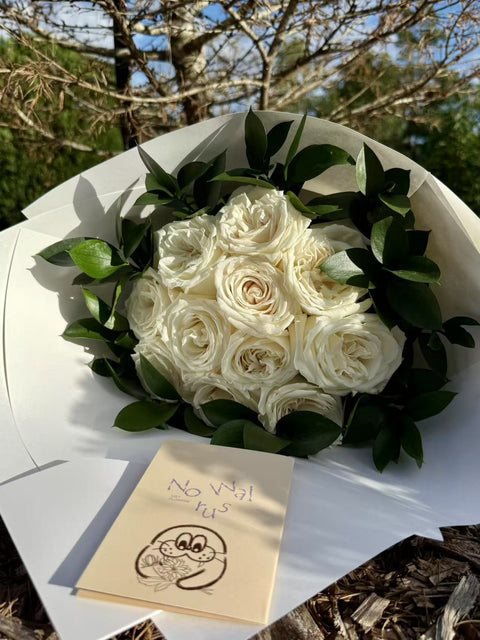 Playa Blanca - Premium 10 Stem Soft Pink Rose Bouquet
