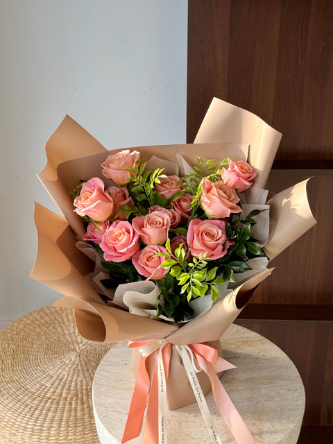 The Blushed Edit - 20 Premium Roses